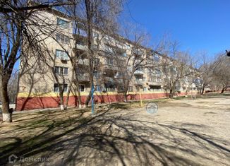 Продам двухкомнатную квартиру, 43.7 м2, Элиста, 6-й микрорайон, 7, 6-й микрорайон