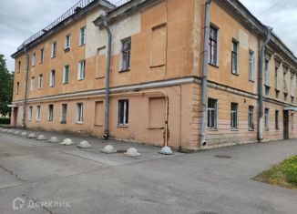 Продам 4-комнатную квартиру, 91.3 м2, Санкт-Петербург, Расстанная улица, 26, метро Волковская