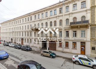 Продается 3-комнатная квартира, 131.8 м2, Санкт-Петербург, улица Достоевского, 1