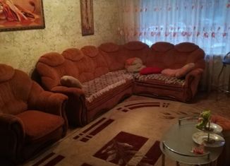 Продажа 3-ком. квартиры, 61.8 м2, Балаково, Комсомольская улица, 45