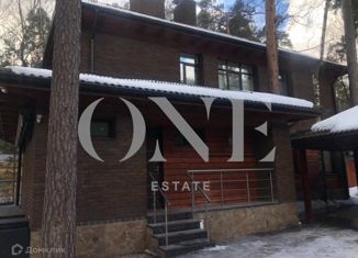 Продается дом, 300 м2, село Усово, село Усово, уч10