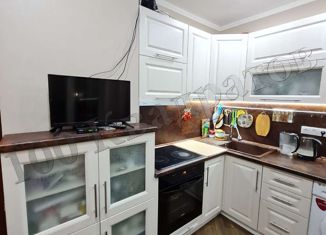 Сдам 1-комнатную квартиру, 38 м2, Курск, проспект Вячеслава Клыкова, 85