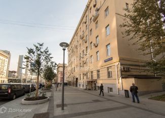 Продам двухкомнатную квартиру, 58 м2, Москва, Новинский бульвар, 13, метро Смоленская