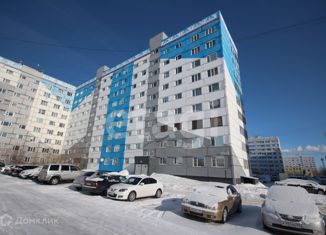 Трехкомнатная квартира на продажу, 57.4 м2, Тюменская область, Ленинградский проспект, 10Б
