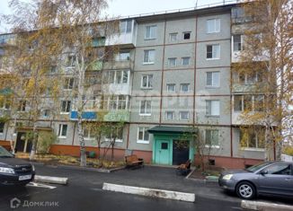 Продам двухкомнатную квартиру, 51 м2, рабочий посёлок Таврическое, улица Лермонтова, 1