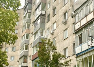 Продажа 3-комнатной квартиры, 63.8 м2, Владивосток, улица Часовитина, 3