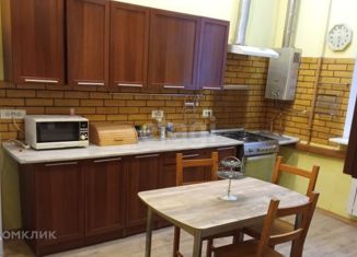 Сдам 3-ком. квартиру, 88 м2, Краснодар, улица Орджоникидзе, 69, Центральный округ