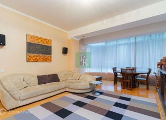 Продается 5-комнатная квартира, 220 м2, Симферополь, Луговая улица, 4к1, Киевский район