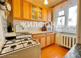 Продается 4-комнатная квартира, 60 м2, Новодвинск, улица Уборевича, 42