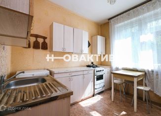 Продажа 2-комнатной квартиры, 50.6 м2, Новосибирск, метро Маршала Покрышкина, улица Кропоткина, 261