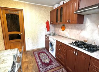 Продам 3-ком. квартиру, 60.1 м2, Уфа, улица Рихарда Зорге, 35, Октябрьский район