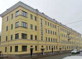 Продажа 2-ком. квартиры, 68.9 м2, Кронштадт, улица Аммермана, 46