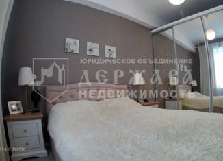Продажа трехкомнатной квартиры, 72.8 м2, Кемерово, улица Дзержинского, 4