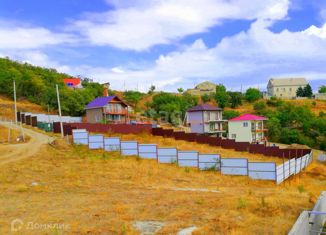 Продаю земельный участок, 10 сот., село Лучистое, улица Ай-Серез