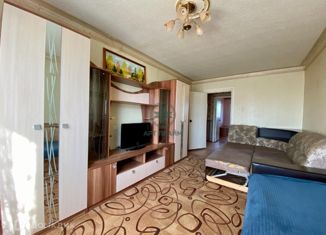 Продаю 2-ком. квартиру, 52 м2, Рыбное, Большая улица, 6