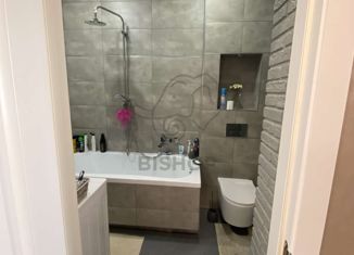 Продаю 2-комнатную квартиру, 60.2 м2, Краснодар, улица Григория Пономаренко, 45, улица Григория Пономаренко