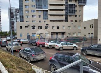 Продажа трехкомнатной квартиры, 98.3 м2, Казань, улица Рихарда Зорге, 66В, ЖК Олимп