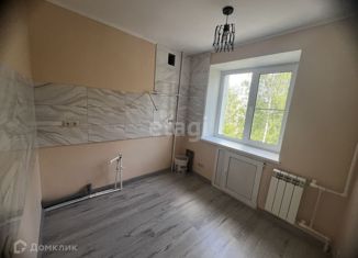 Продам 3-ком. квартиру, 64 м2, Кимры, проезд Титова, 16