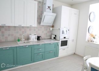 Продаю 1-комнатную квартиру, 39 м2, Краснодар, улица Цезаря Куникова, 24к3, ЖК Времена Года 3