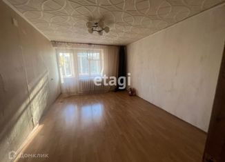 Продажа 2-ком. квартиры, 49 м2, Петушки, Московская улица, 1