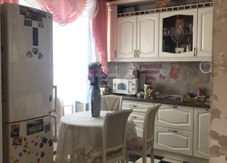 Продажа четырехкомнатной квартиры, 92.2 м2, Усинск, Комсомольская улица, 23