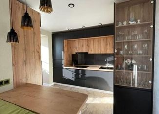 Продается двухкомнатная квартира, 58 м2, Чебоксары, улица Академика РАН Х.М. Миначева, 17, жилой район Северо-Западный