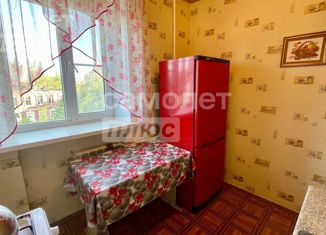 Продается 2-комнатная квартира, 44.1 м2, Астрахань, площадь Шаумяна, 17