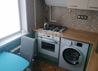 Продаю 3-комнатную квартиру, 59 м2, Екатеринбург, улица Избирателей, 7, улица Избирателей