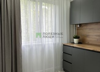 Продажа 2-ком. квартиры, 44 м2, Киров, улица Мира, 10