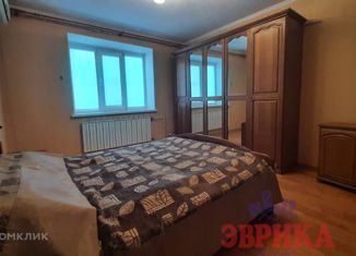 Продается 4-комнатная квартира, 121 м2, Крымск, Крепостная улица, 76