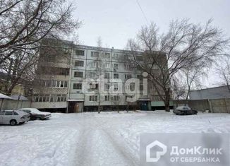 Продаю комнату, 20 м2, Саратов, Песчано-Умётская улица, 10А