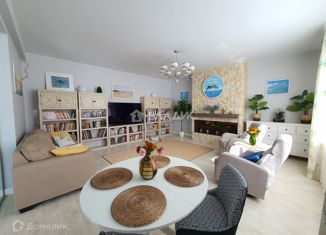 Продается 3-ком. квартира, 170 м2, Петергоф, Разводная улица, 12