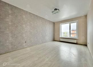 Продается 1-комнатная квартира, 37 м2, Ленинградская область, улица Ветеранов, 13