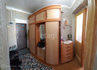 Продам 3-комнатную квартиру, 63 м2, поселок городского типа Приамурский, улица Дзержинского, 3