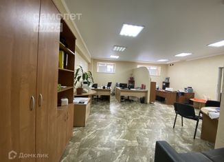 Продам офис, 100 м2, Армавир, улица Ефремова, 148