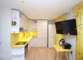 Продается 3-ком. квартира, 81.7 м2, Новосибирск, улица Немировича-Данченко, 2/1, метро Студенческая