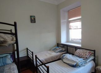 Сдаю комнату, 40 м2, Севастополь, улица Сергеева-Ценского, 3