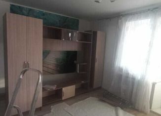 Продажа 3-комнатной квартиры, 61 м2, Артёмовский, улица Полярников, 33
