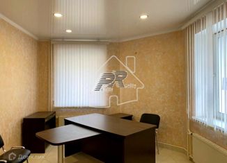 Продается трехкомнатная квартира, 80.7 м2, Саранск, улица Короленко, 2, ЖК Гратион