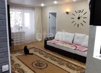 Продается 2-комнатная квартира, 42 м2, Альметьевск, улица Ленина, 4