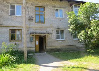 Продается 2-комнатная квартира, 41.2 м2, село Медное, посёлок МСШИ, 2