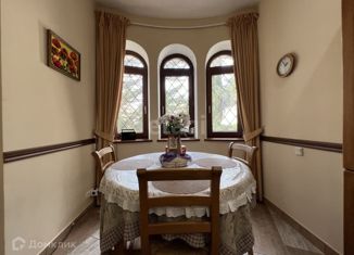 Продается дом, 349 м2, поселок городского типа Санаторное