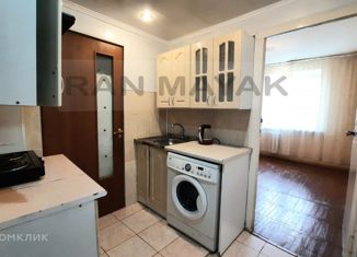 Продажа двухкомнатной квартиры, 34.2 м2, Майкоп, улица Димитрова, 18