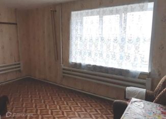 Продается двухкомнатная квартира, 41.8 м2, Свердловская область, улица Петеренко, 15