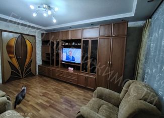 Продаю 3-ком. квартиру, 62 м2, Балашов, Фестивальная улица, 23