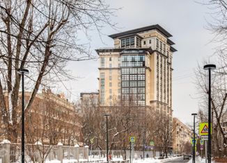 Продам 5-комнатную квартиру, 227 м2, Москва, Резервный проезд, 4, метро Студенческая