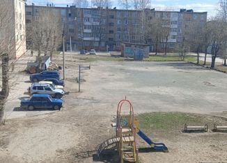 Продается 3-комнатная квартира, 60.8 м2, Соликамск, Северная улица, 43