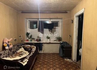 Продажа 2-ком. квартиры, 44.5 м2, Лакинск, улица Горького, 12