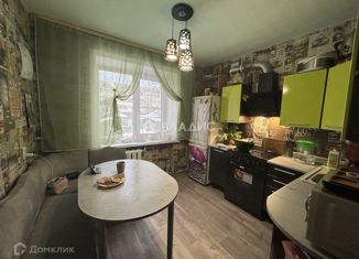 Продам двухкомнатную квартиру, 48.3 м2, Улан-Удэ, улица Строителей, 40