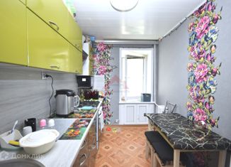 Продам 3-комнатную квартиру, 58.5 м2, Кольчугино, площадь Ленина, 6